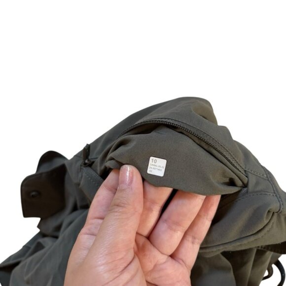 Lululemon Cargo High Rise Hiking Skirt Army Green Size 10 - Picture 3 of 5